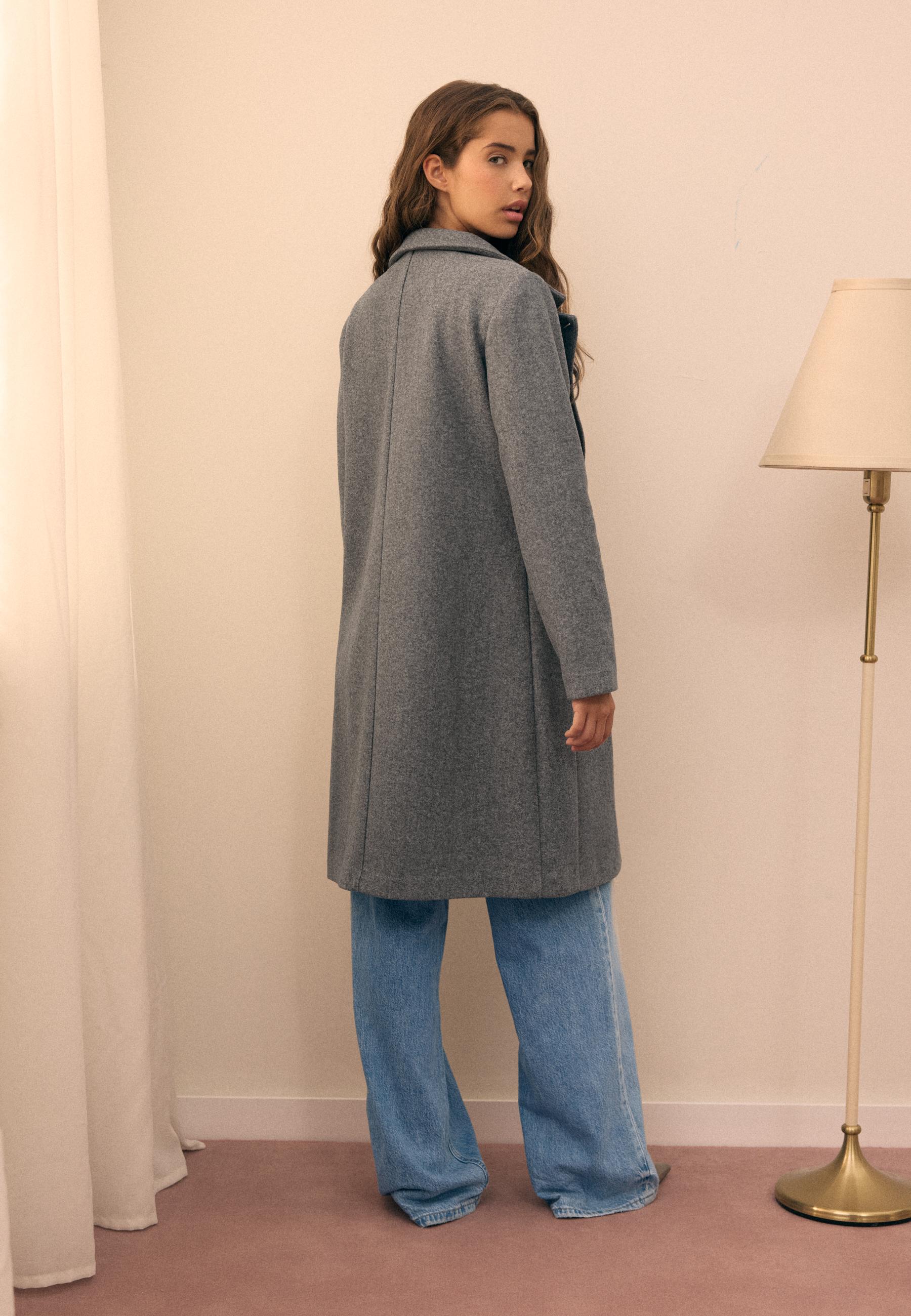 Basic soft-touch coat — Dark grey