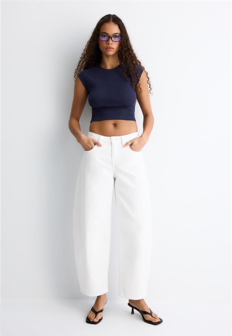 basic fitted cropped tshirt