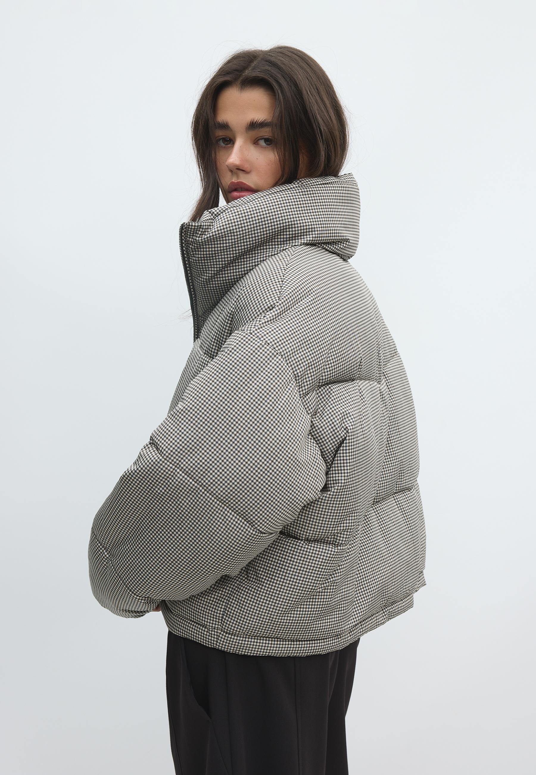 Check high-neck cropped padded jacket — Beige