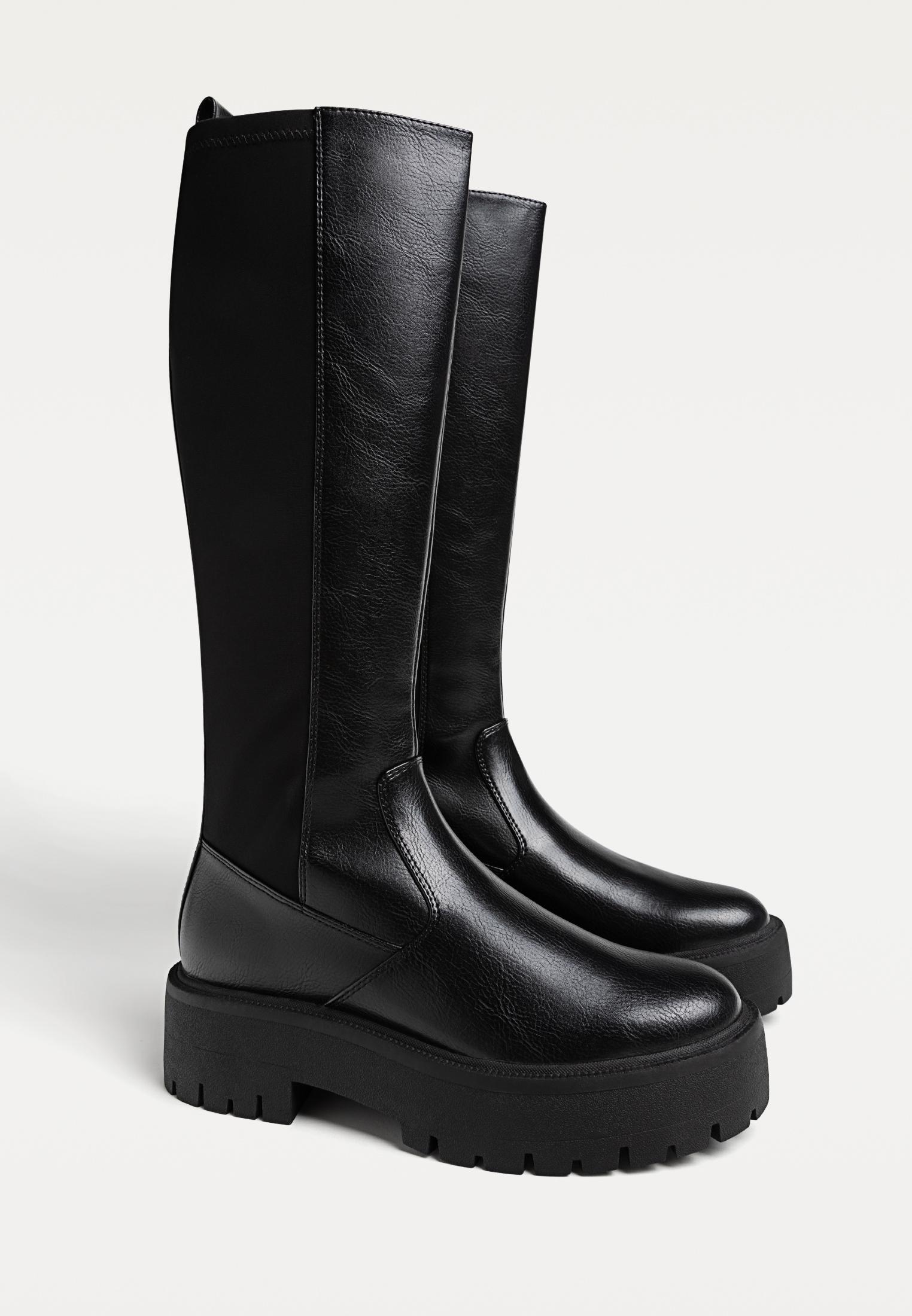 Flat knee-high boots - Women's fashion | Stradivarius Jordan