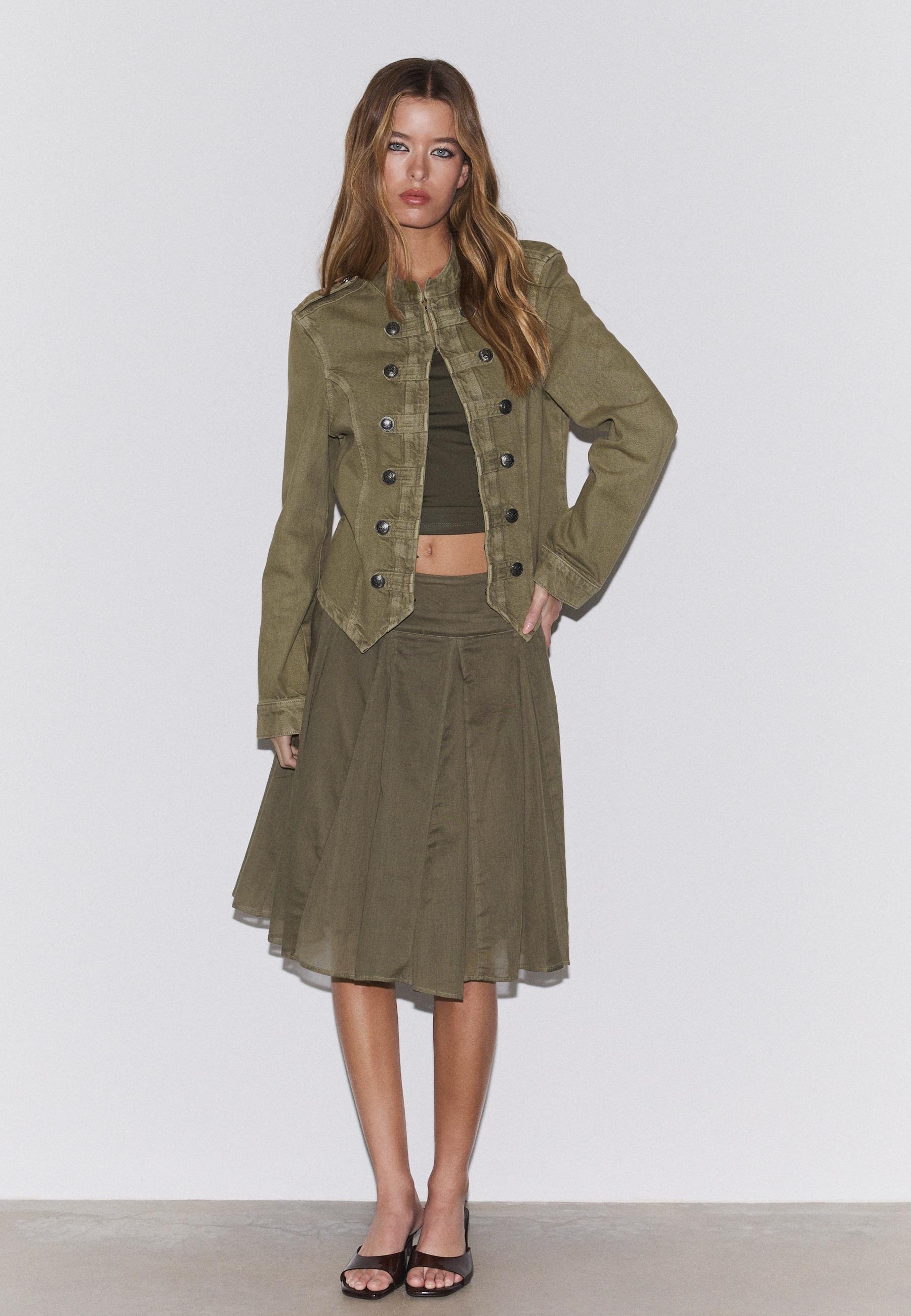 Midi skirt with box pleats — Khaki