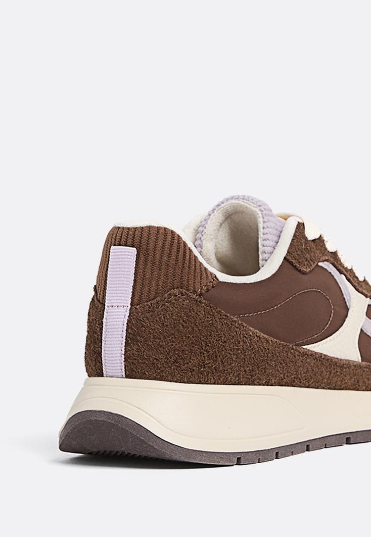 sapatilhas desportivas retro