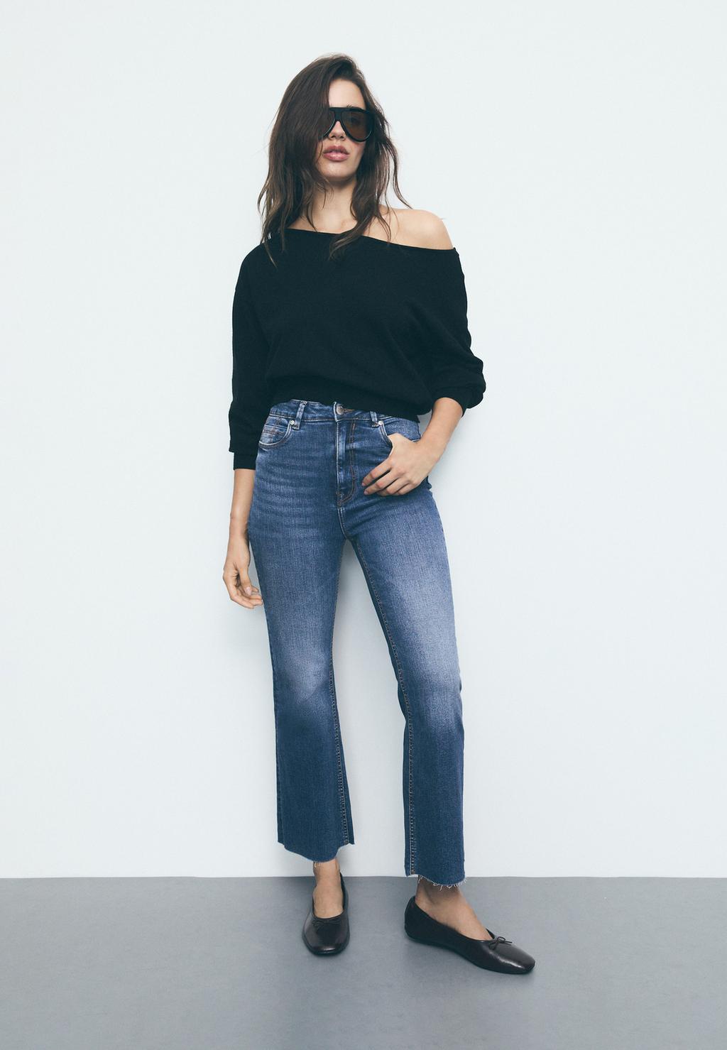 D78 Cropped flared jeans