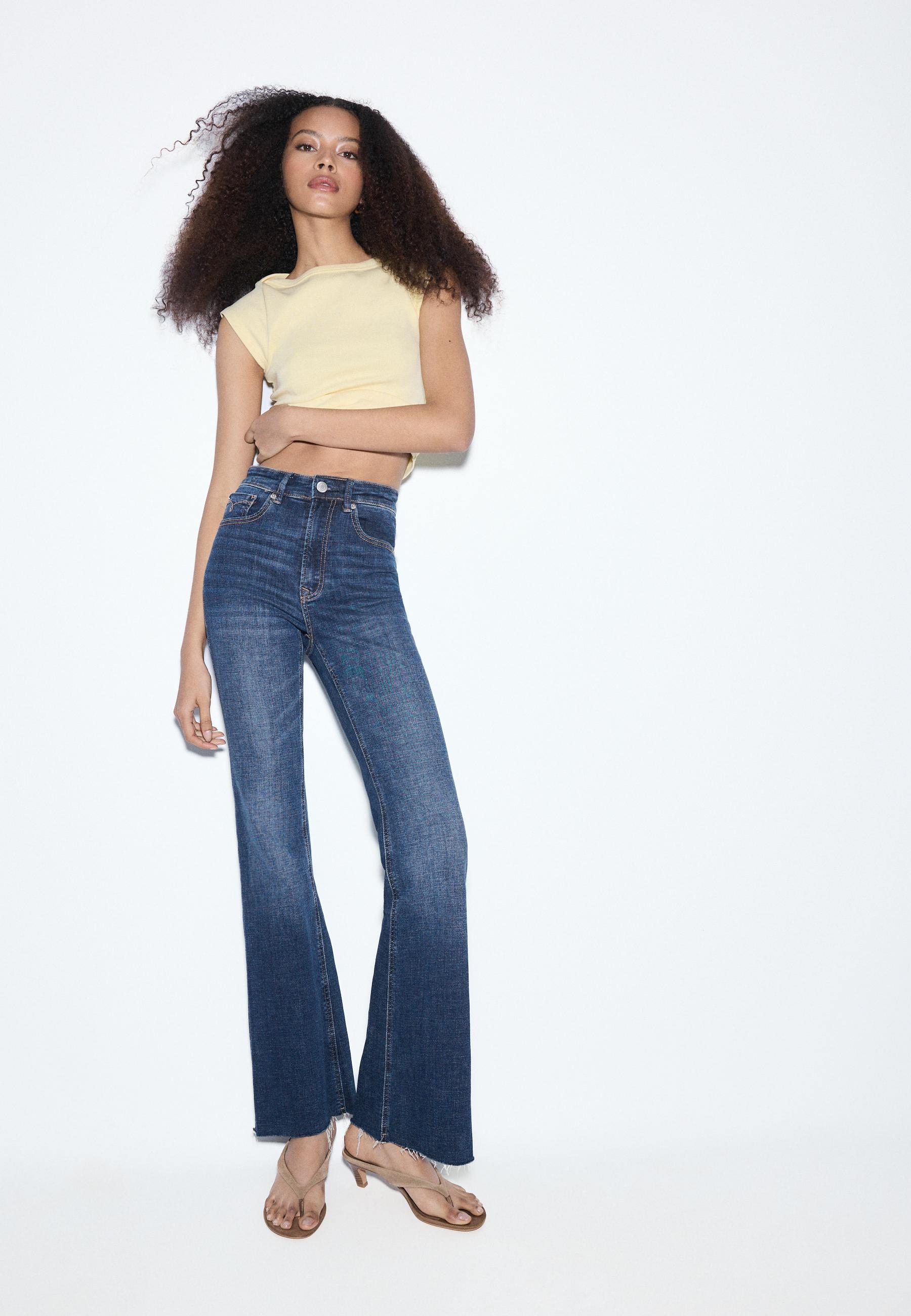 D74 yırtmaçlı çan paça jean