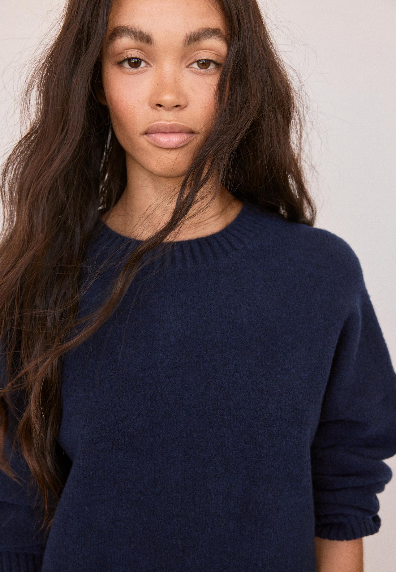 Soft-touch basic knit jumper — Navy blue