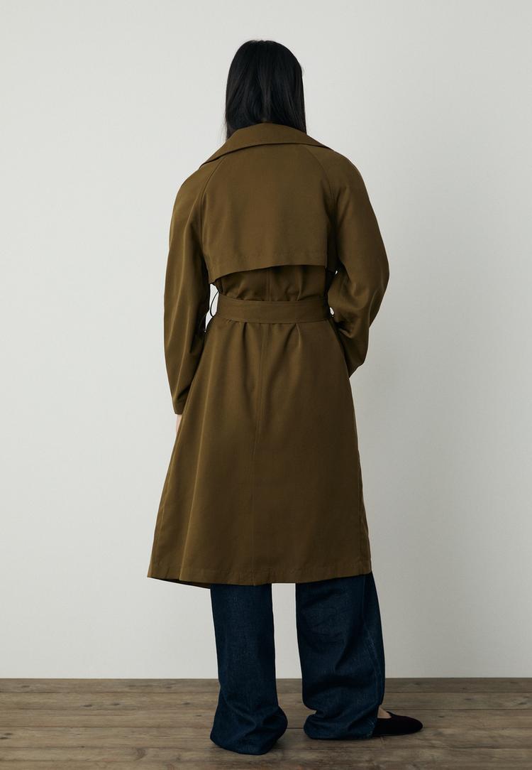 trench fluido largo oversize