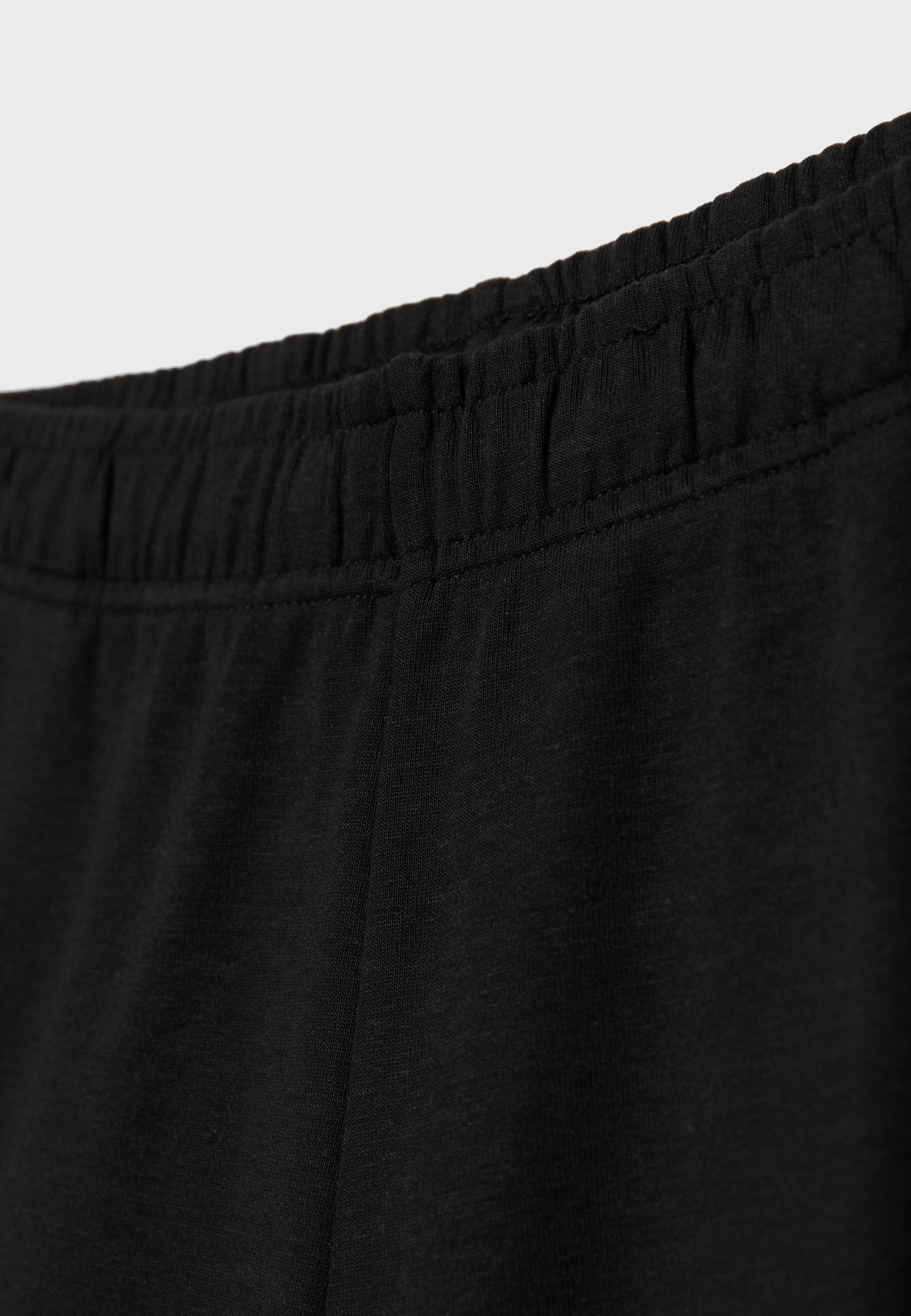 Acid wash plush Bermuda shorts — Black