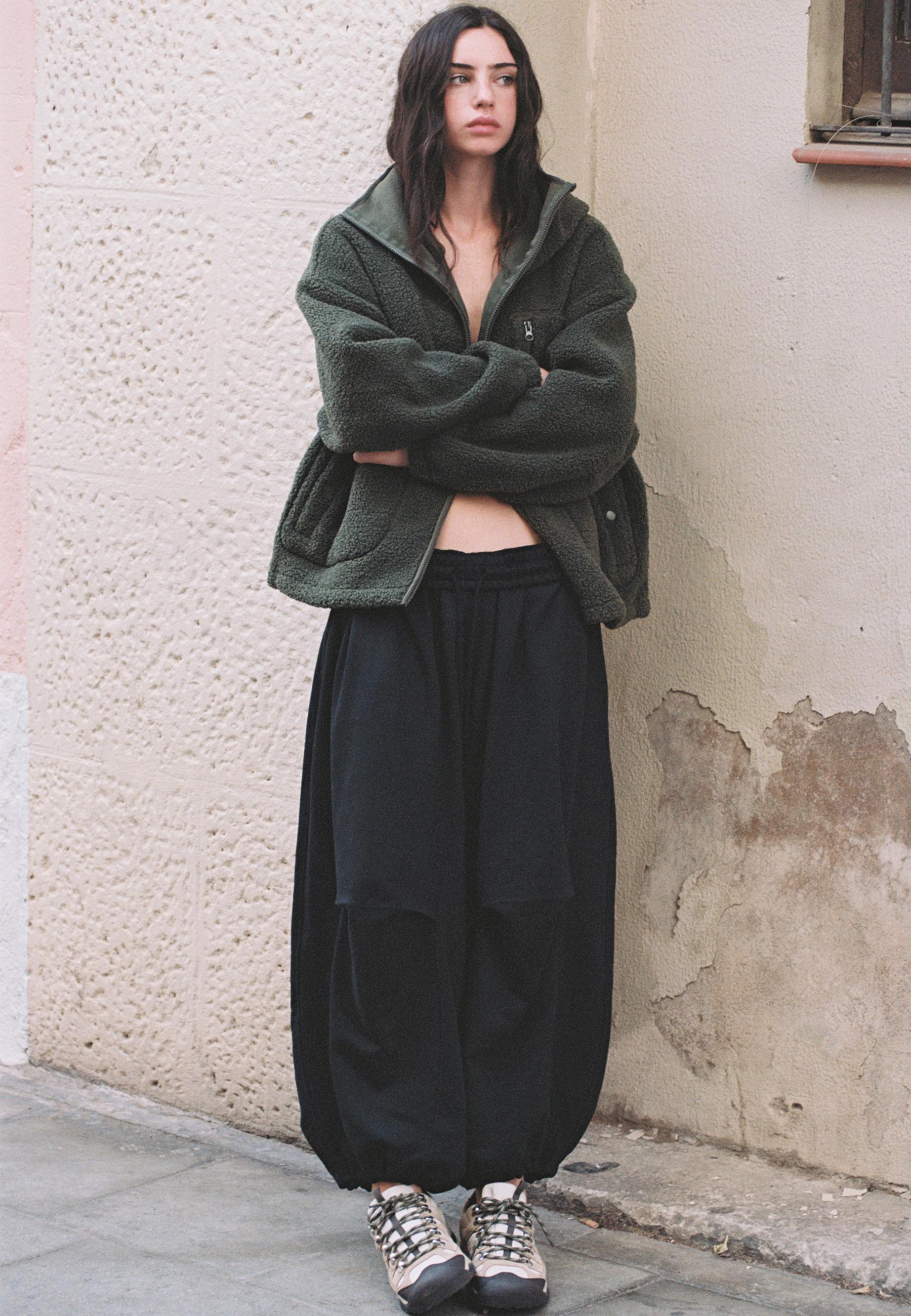 Balloon jogger trousers with toggles — Black