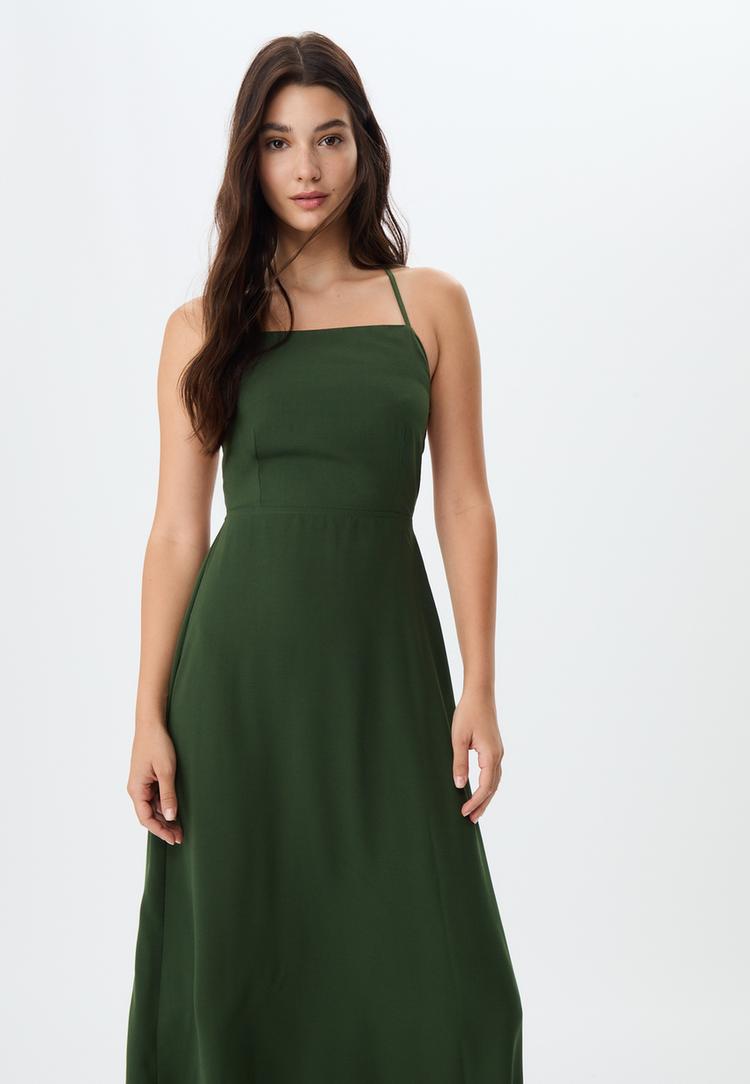 vestido largo fluido espalda descubierta