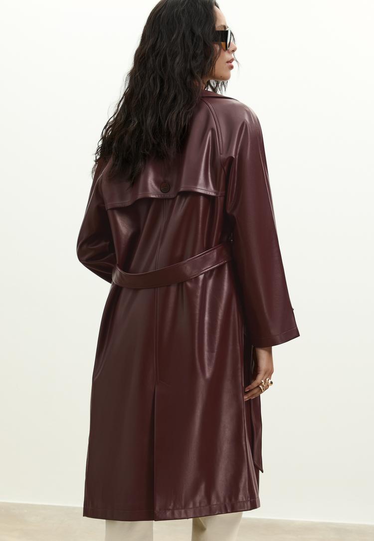 trench largo efecto piel
