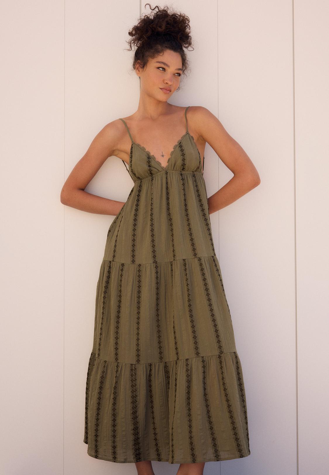 Long flowing dress with open back - Women's fashion | Stradivarius United  States