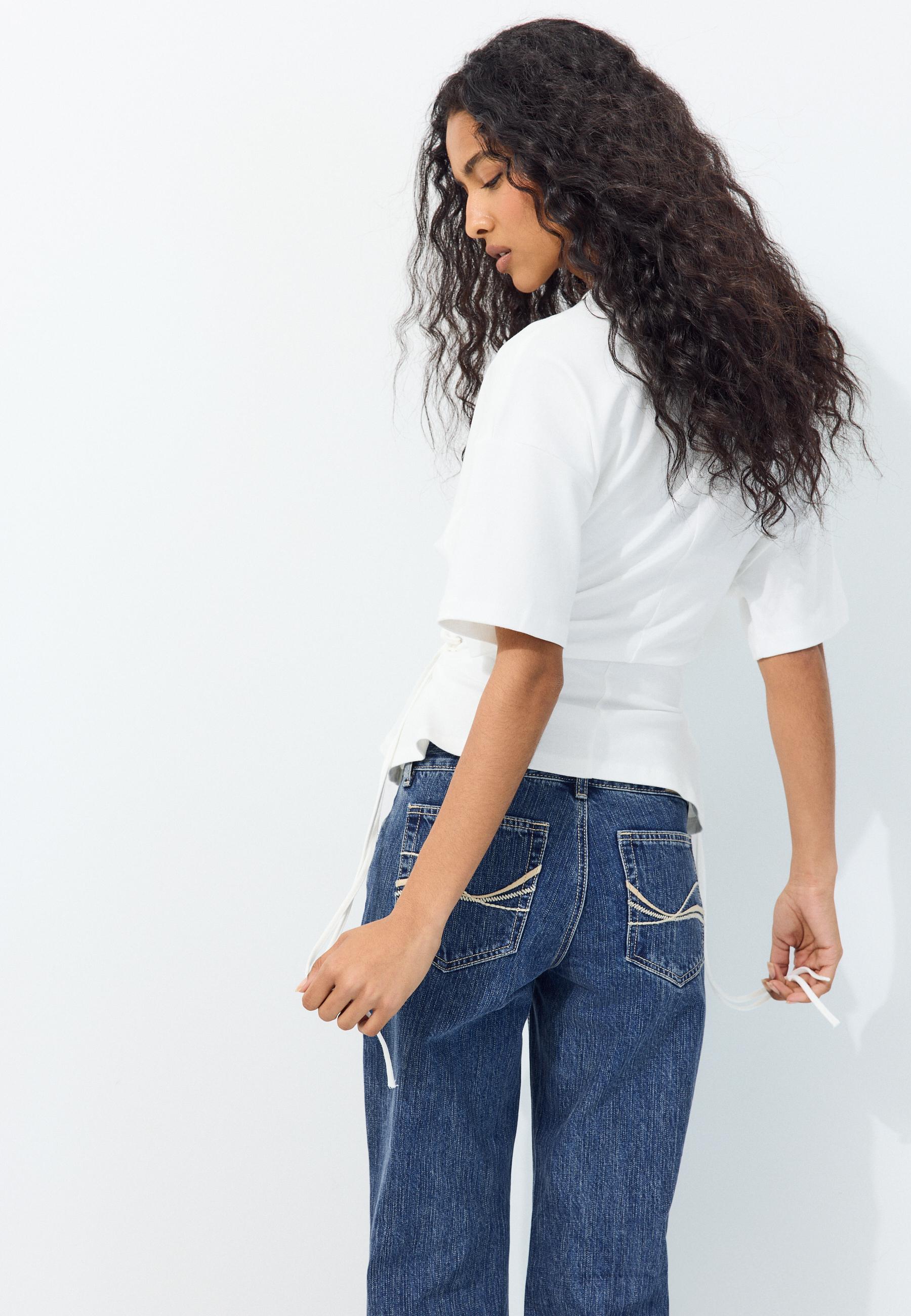 T-shirt with side ties — Ecru