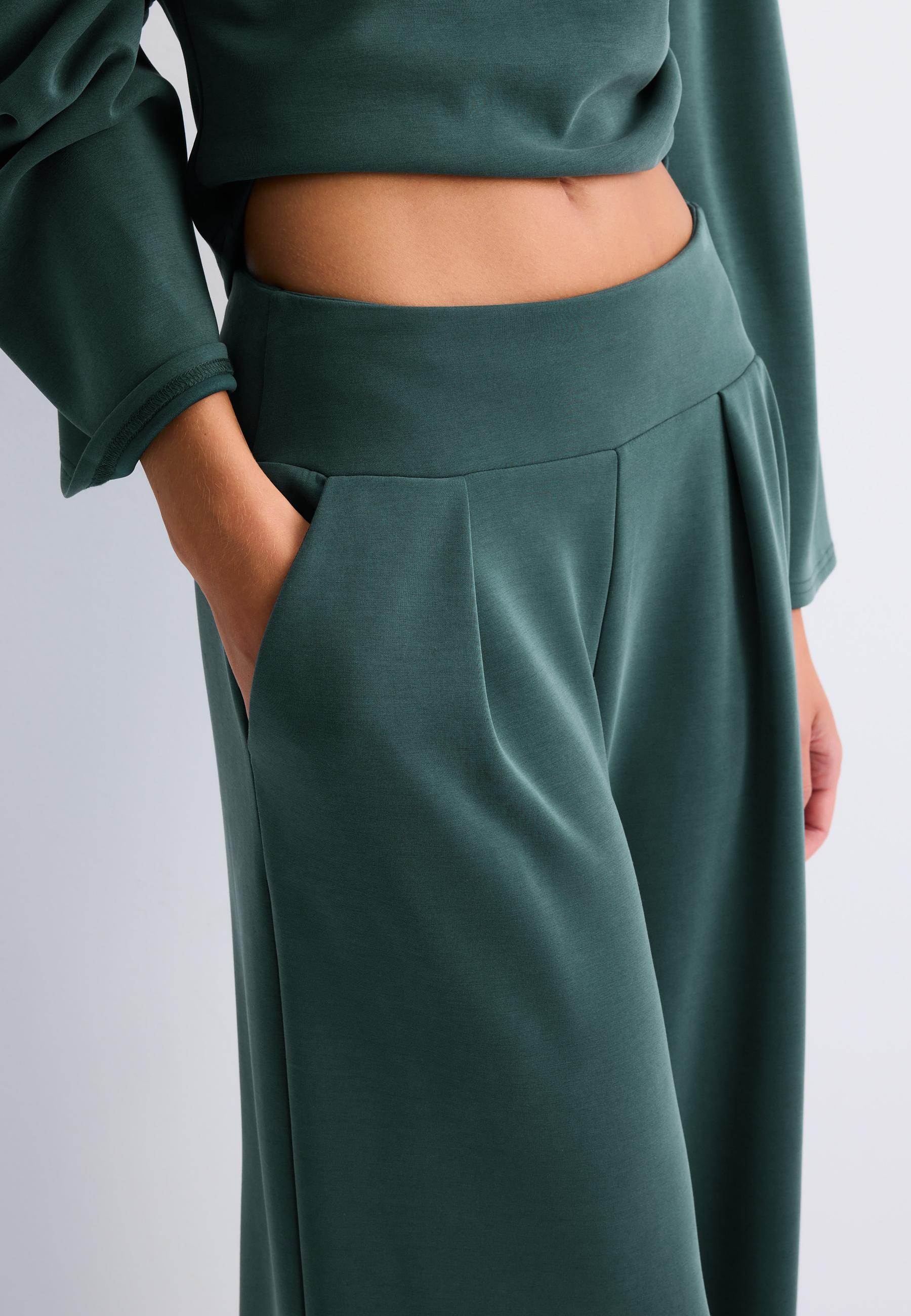 Soft-touch wide-leg trousers with darts — Khaki