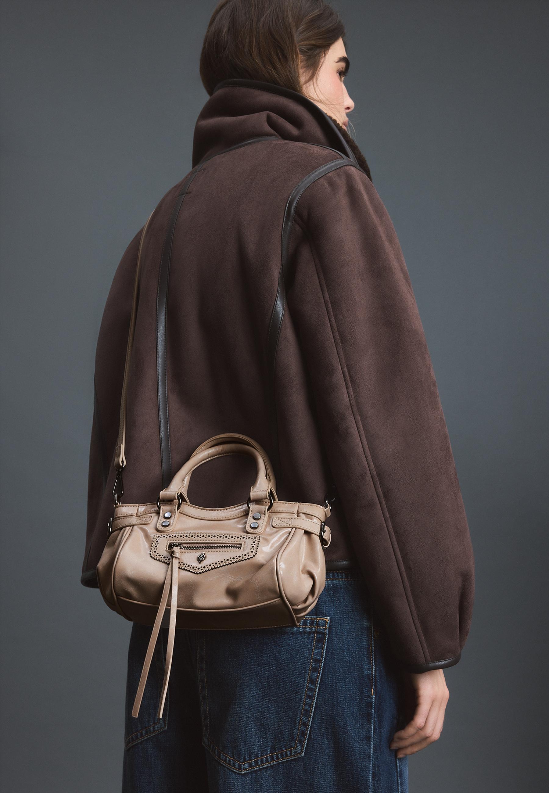 Stradivarius City çapraz askılı çanta görsel 5