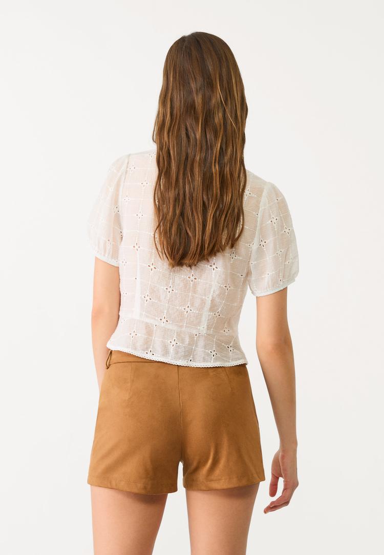 mini short efecto ante
