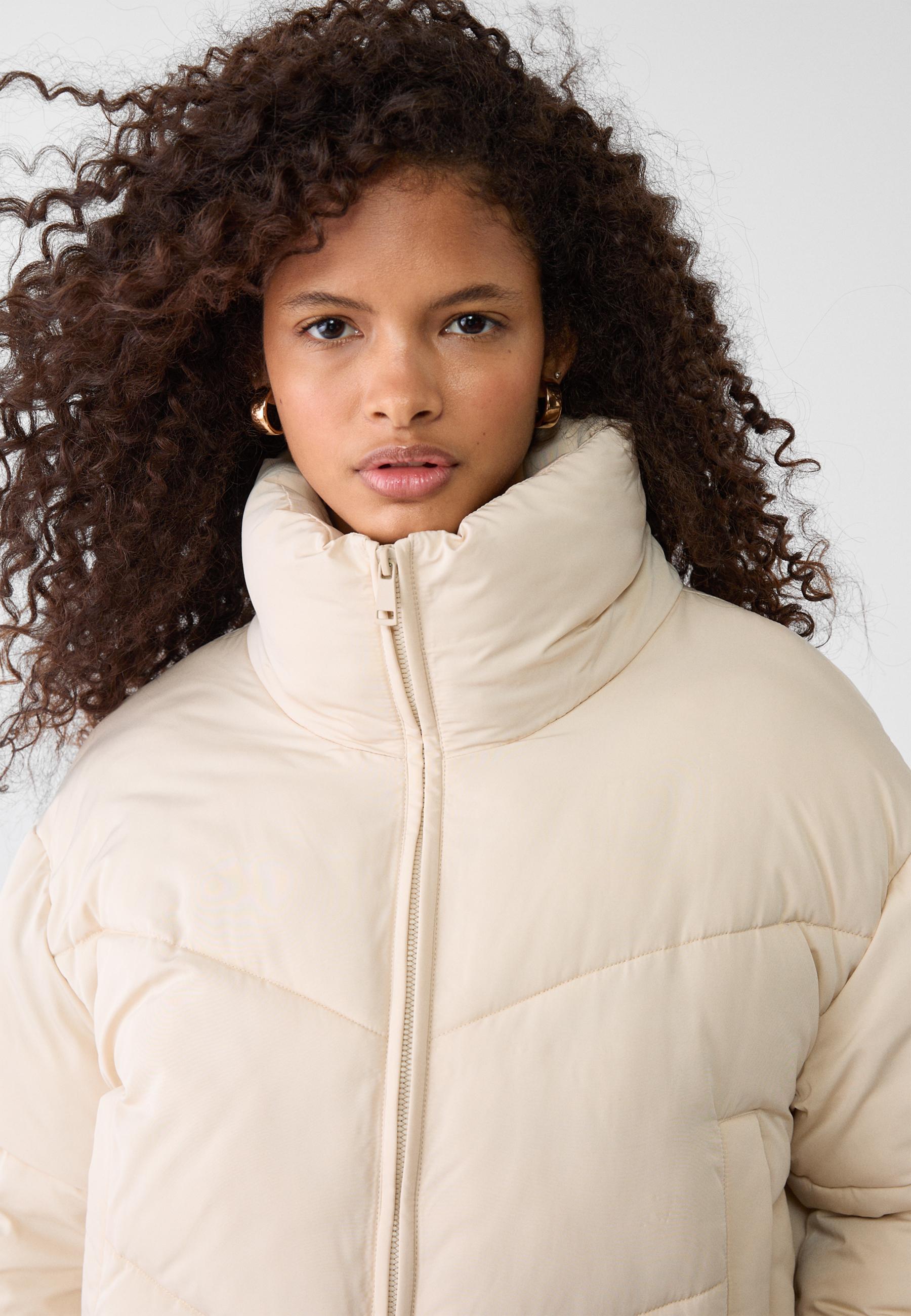 Puffer jacket women cropped hotsell