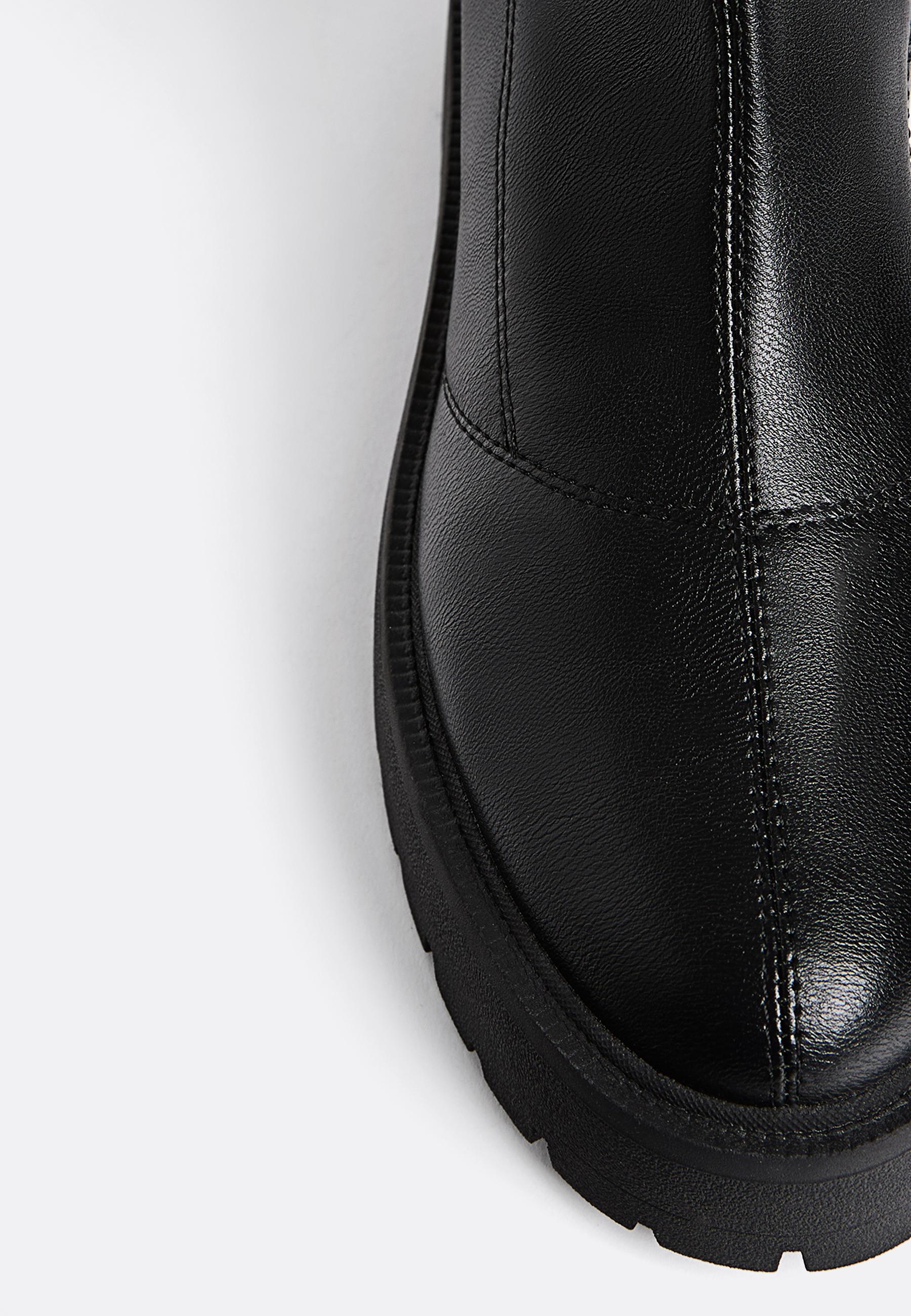 Flat knee-high boots — BLACK 