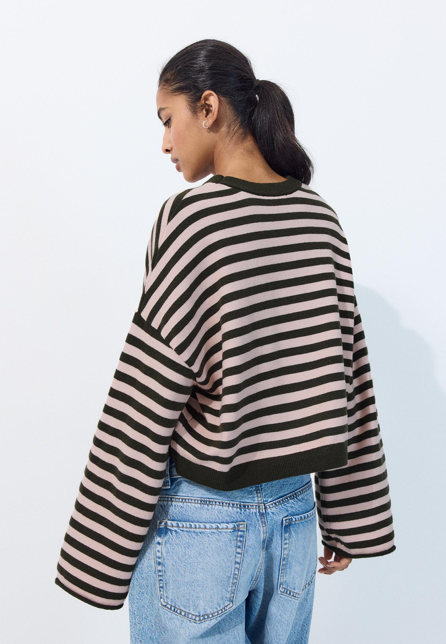 Wide sleeve cropped knit jumper — Khaki