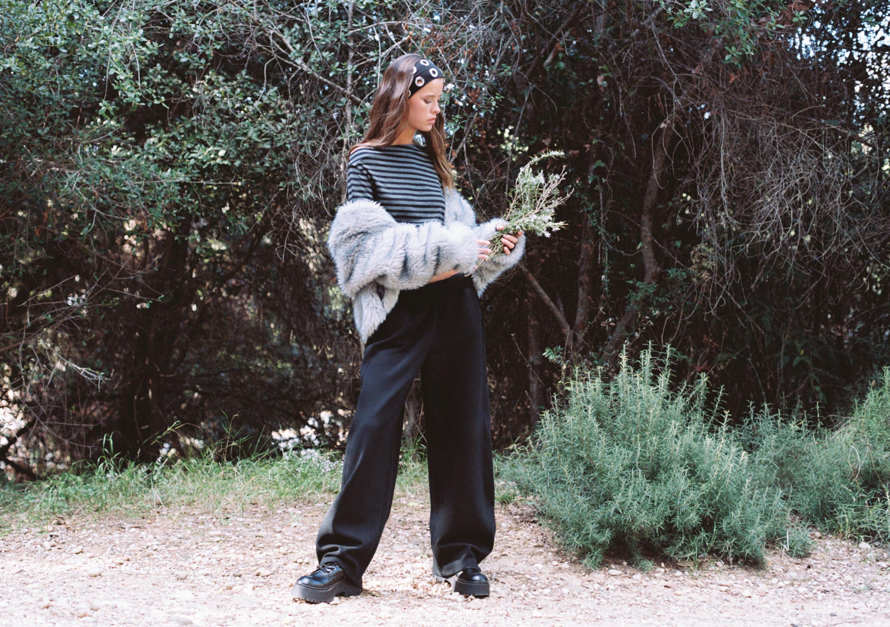 Barrel jogger trousers — Black