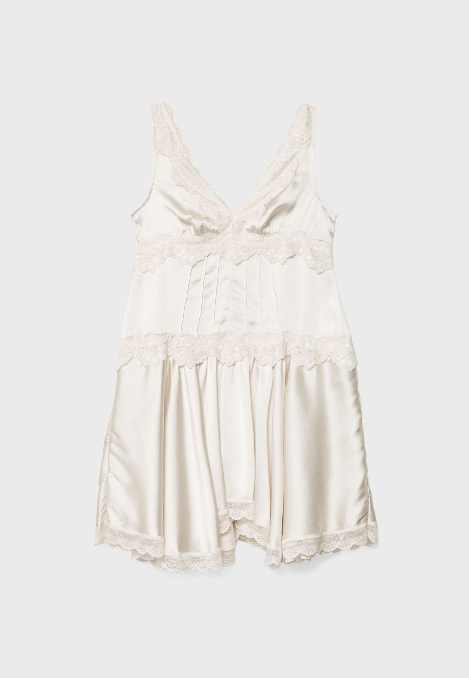 [OPEN YY] CRINKLED LACE TRIM DRESS ☆送料込☆ Metallic Crinkle Knit Dress with Sweep Train – Camille La Vie