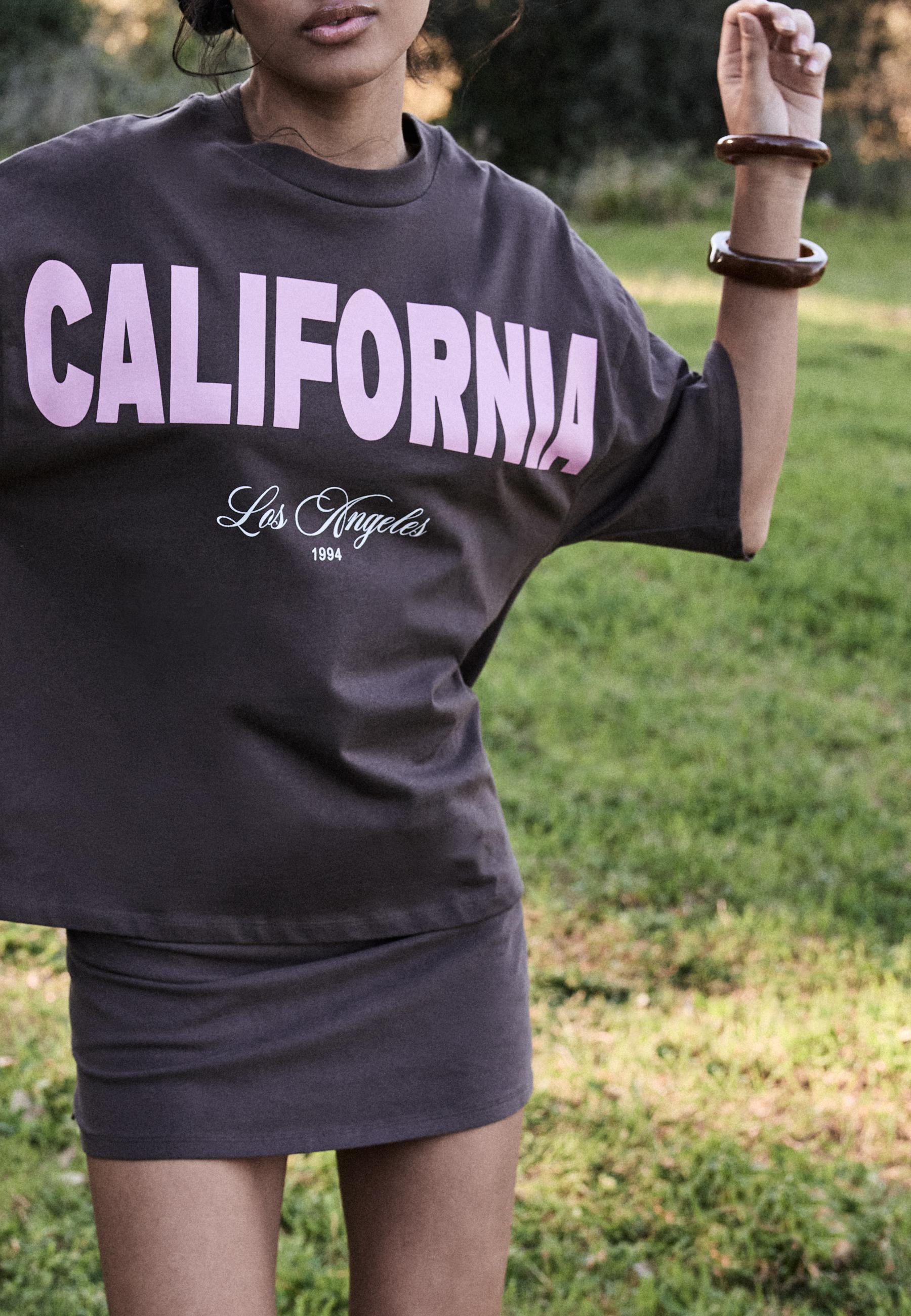 Short sleeve positional T-shirt — Brown
