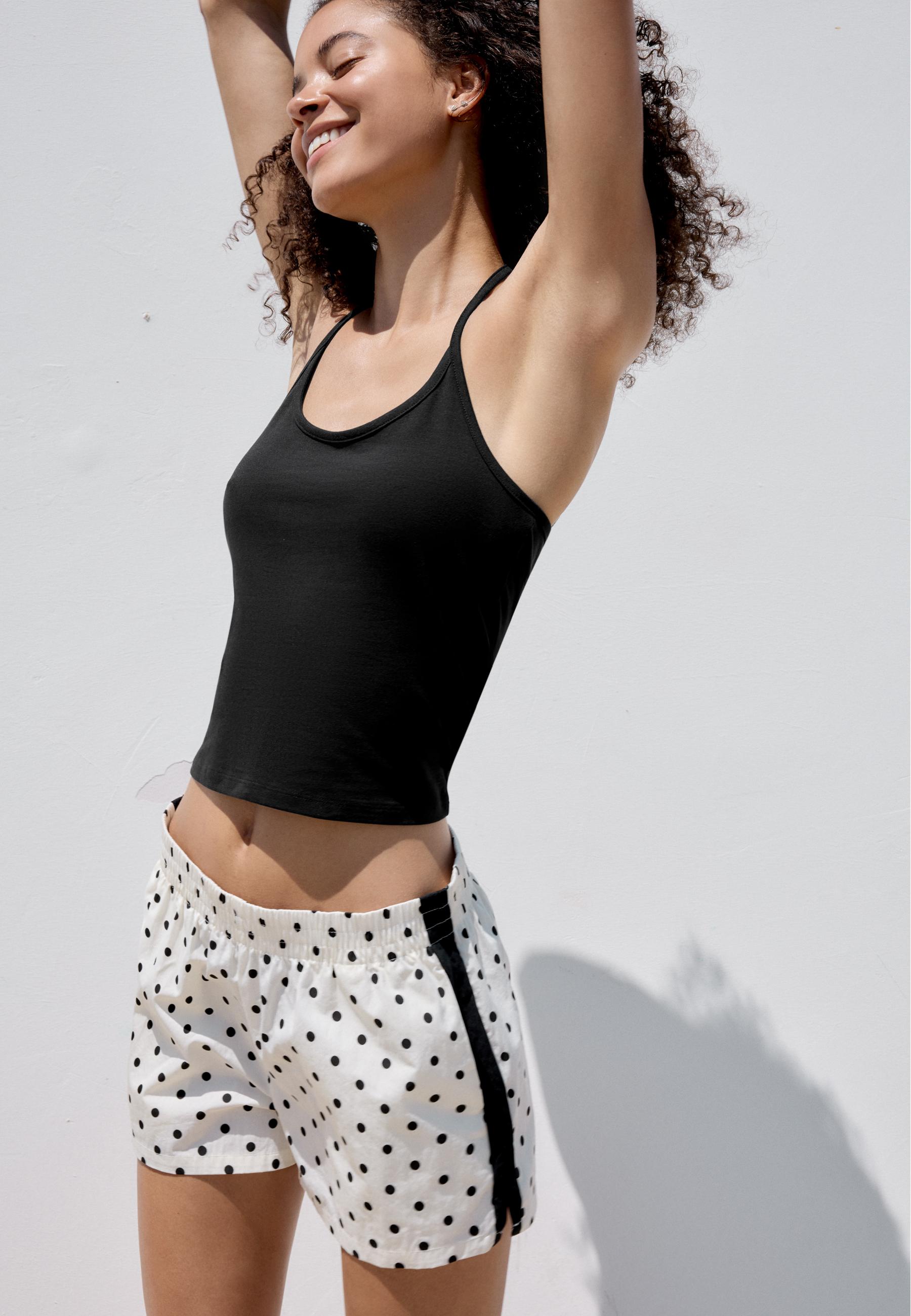 Technical polka dot shorts — Ecru