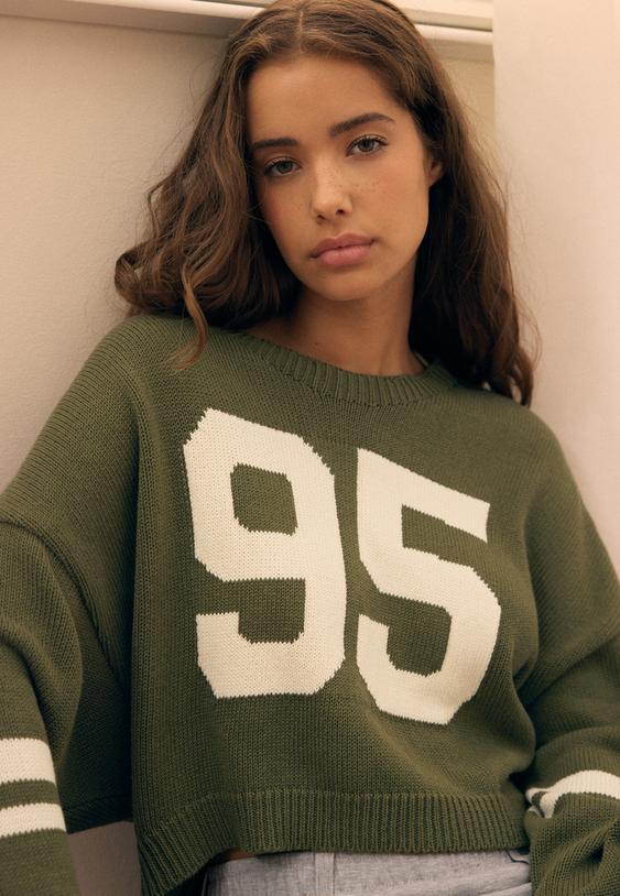 cropped tricot trui met nummer