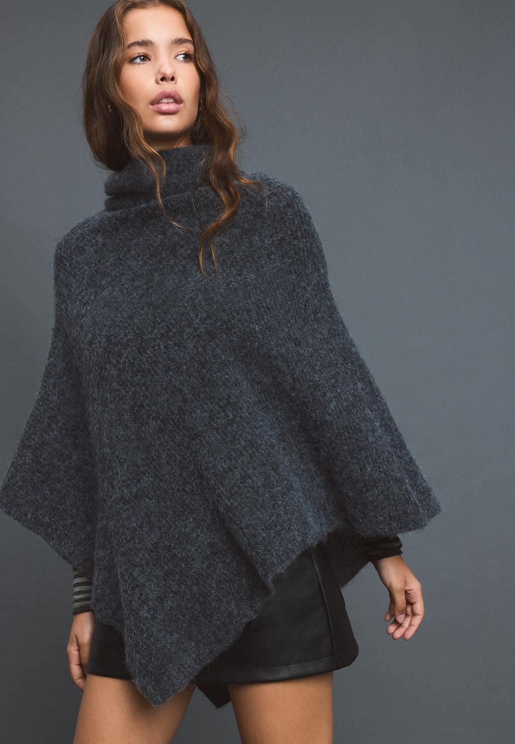Stradivarius Knit high neck cape