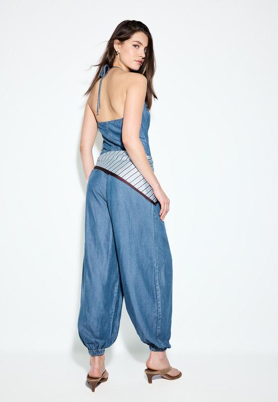 Stradivarius Combinaison En Jean À Encolure Américaine Denim Bleu Moyen Clair Délavé Xs