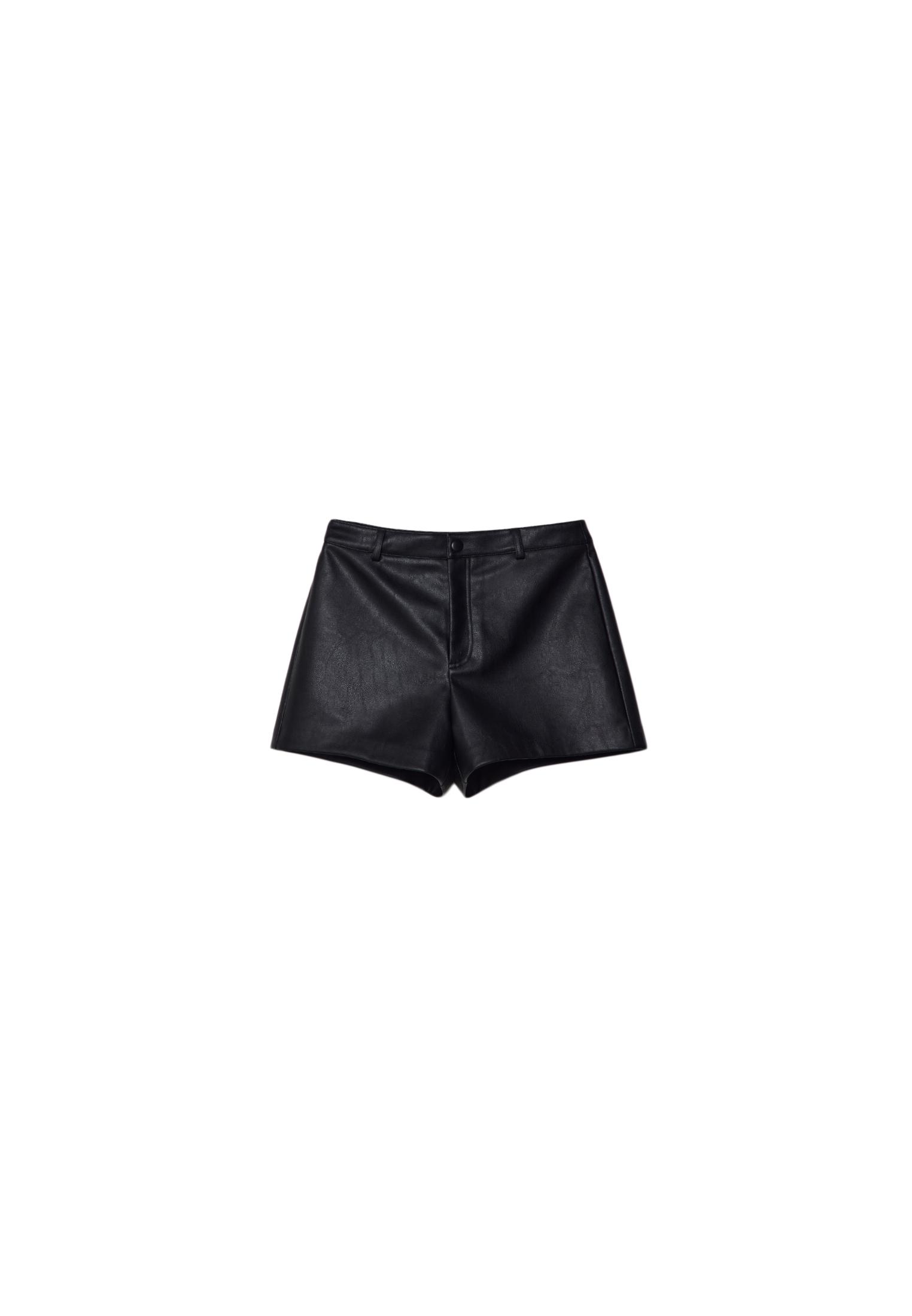 Short efecto piel stradivarius sale