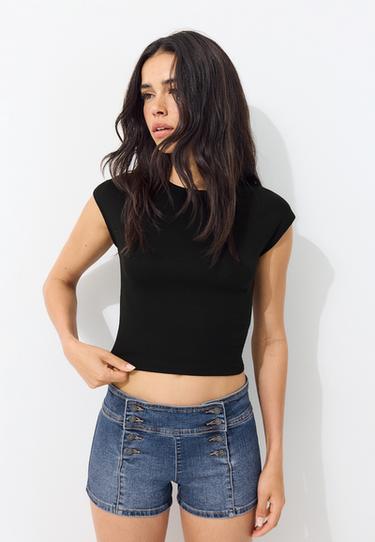 Cropped cap sleeve T-shirt — Black 1