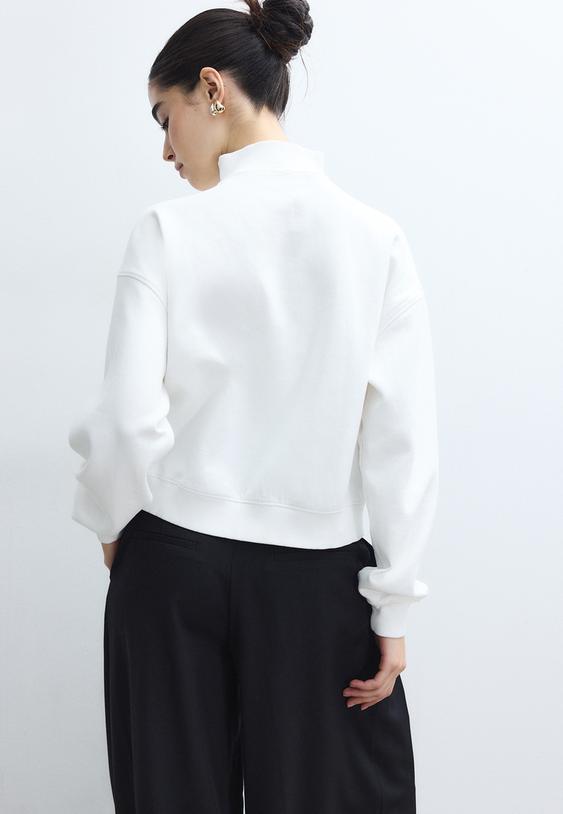 high neck sweatshirt with zip