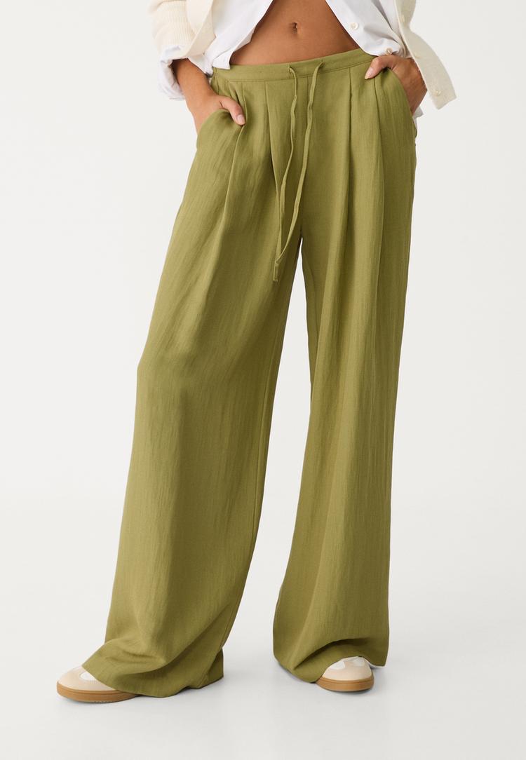 pantalon fluido pinzas textura