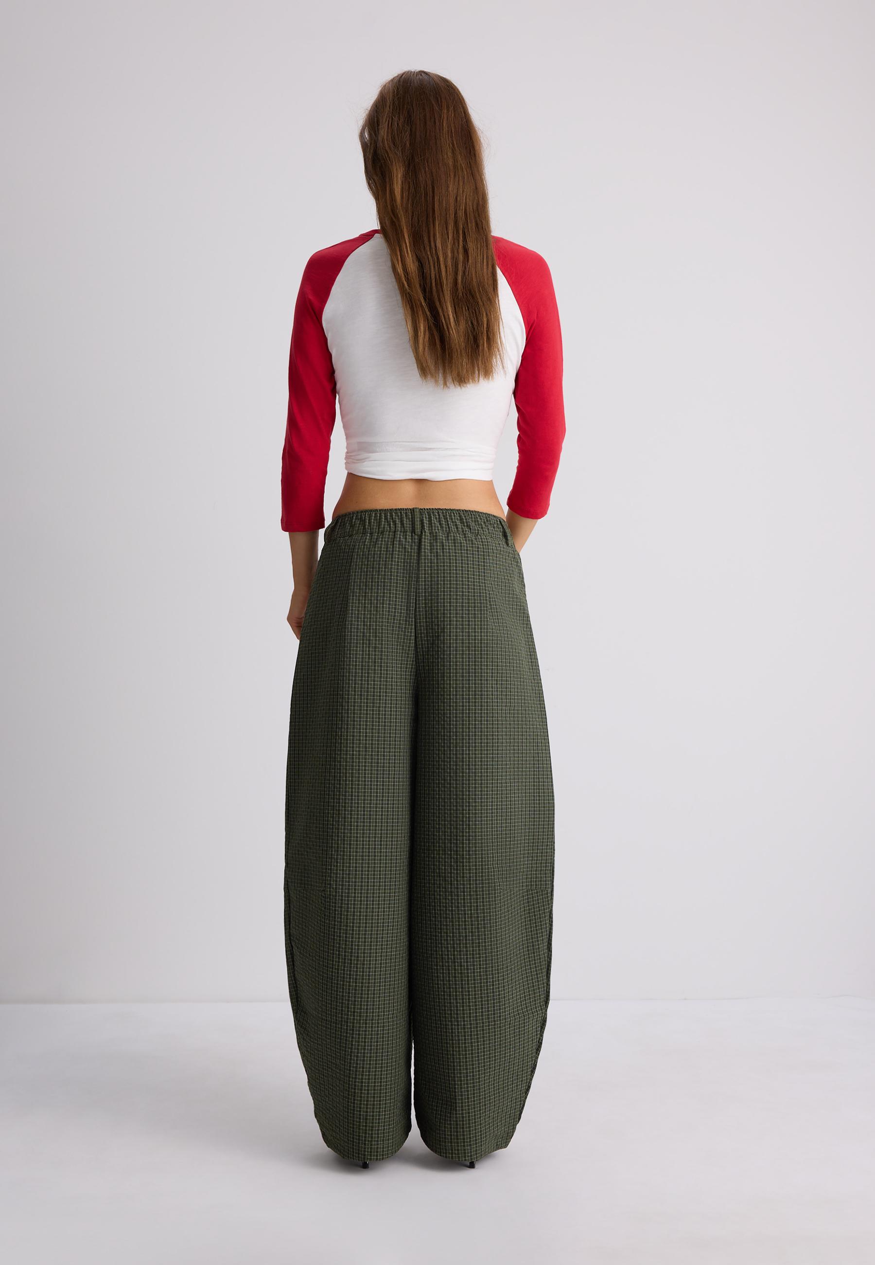 Stradivarius Kareli paraşüt pantolon