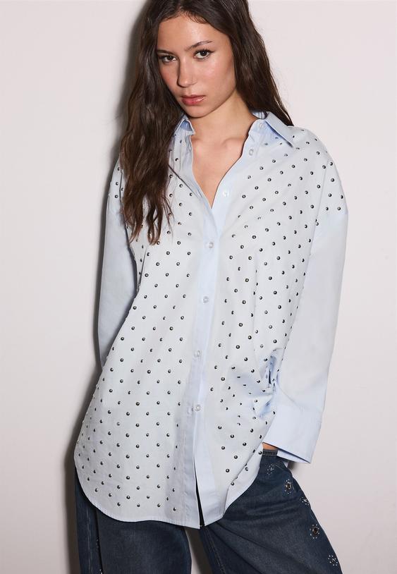 camicia oversize con borchie