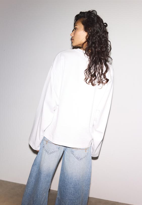 camiseta boxy manga larga