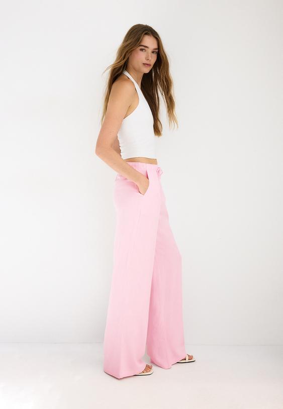 pantaloni fluidi effetto lino