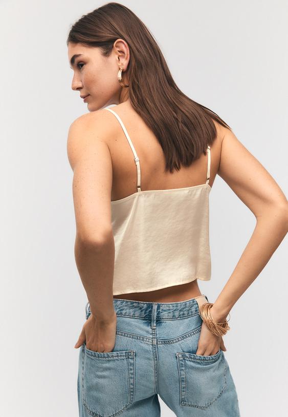 Сатенено Бюстие С Дантела