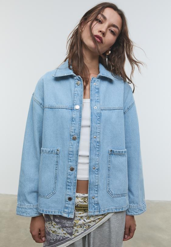 cazadora denim bolsillos