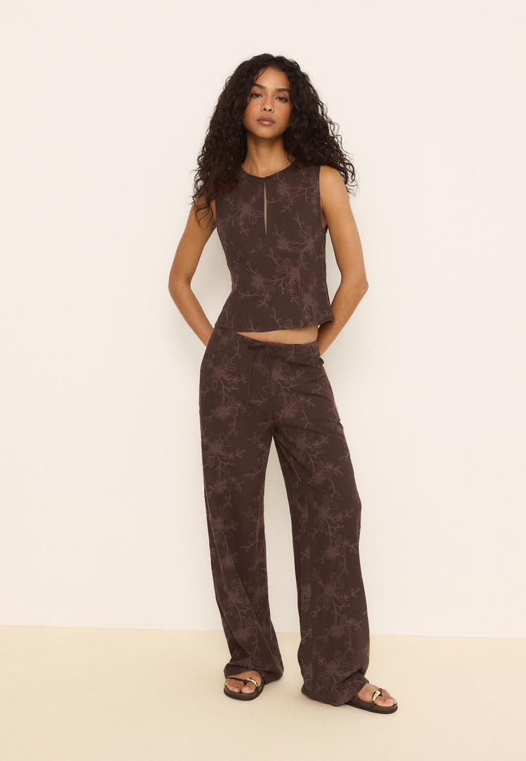 pantalon bordado straight