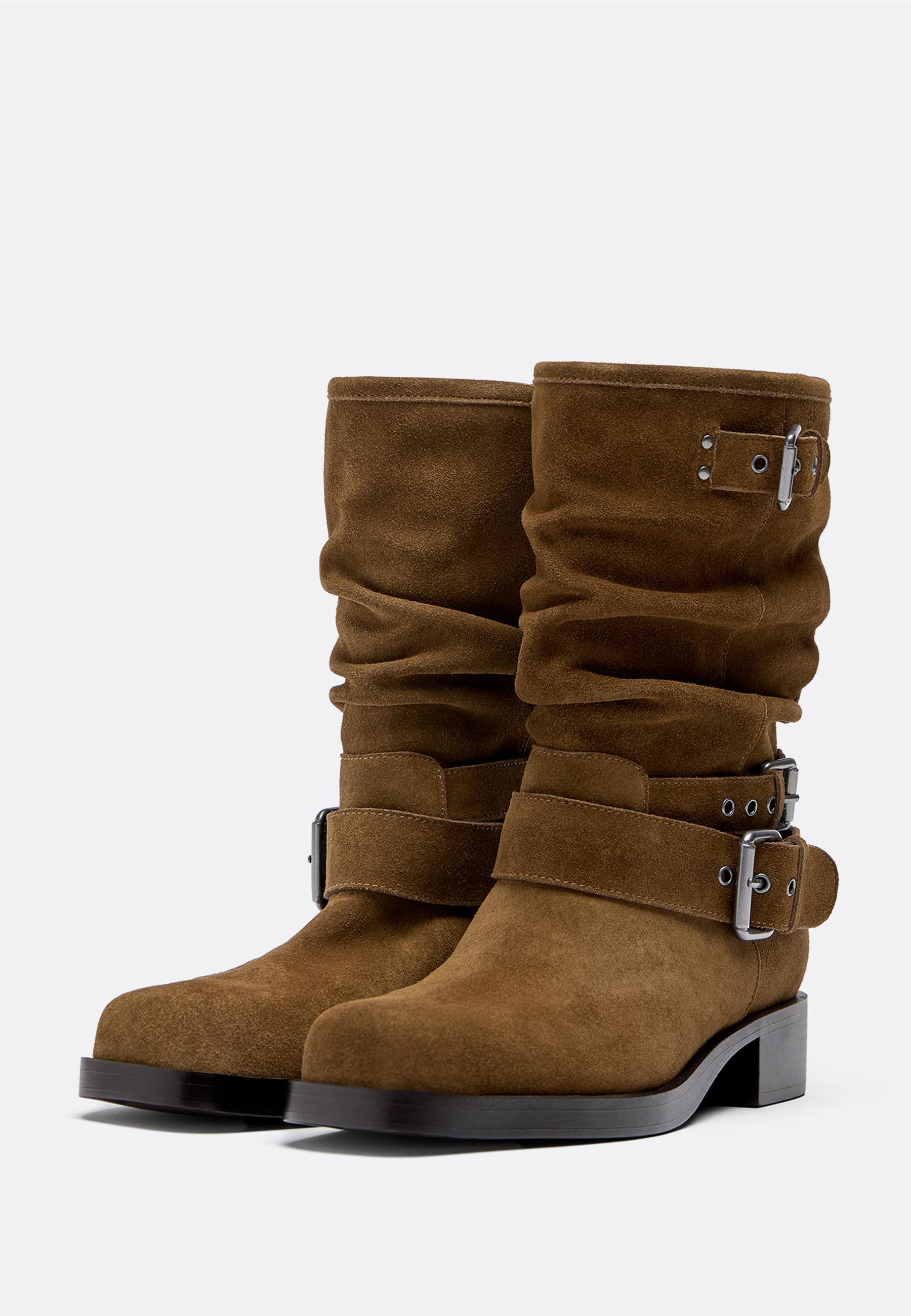 Flat leather buckle ankle boots — BEIGE