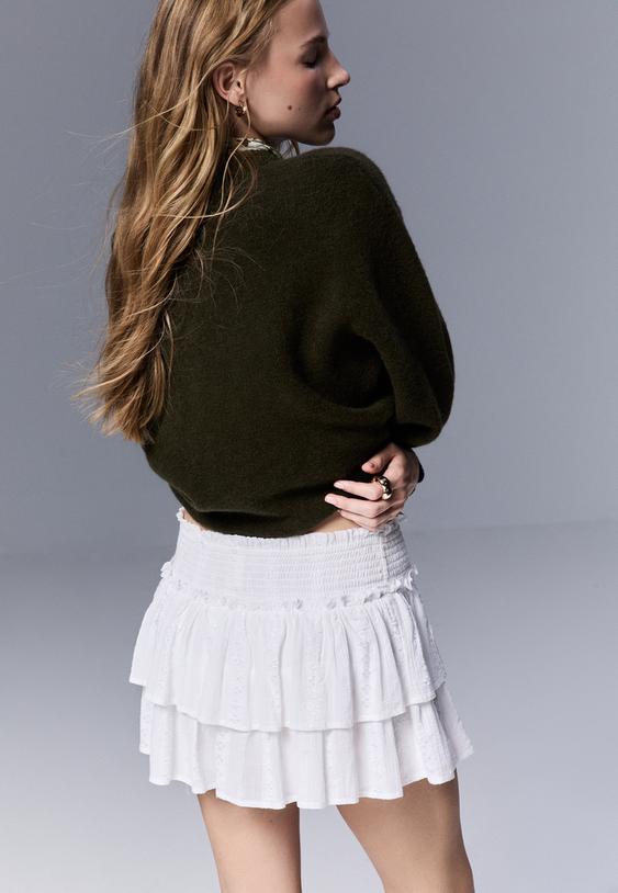 falda pantalon fluida volantes