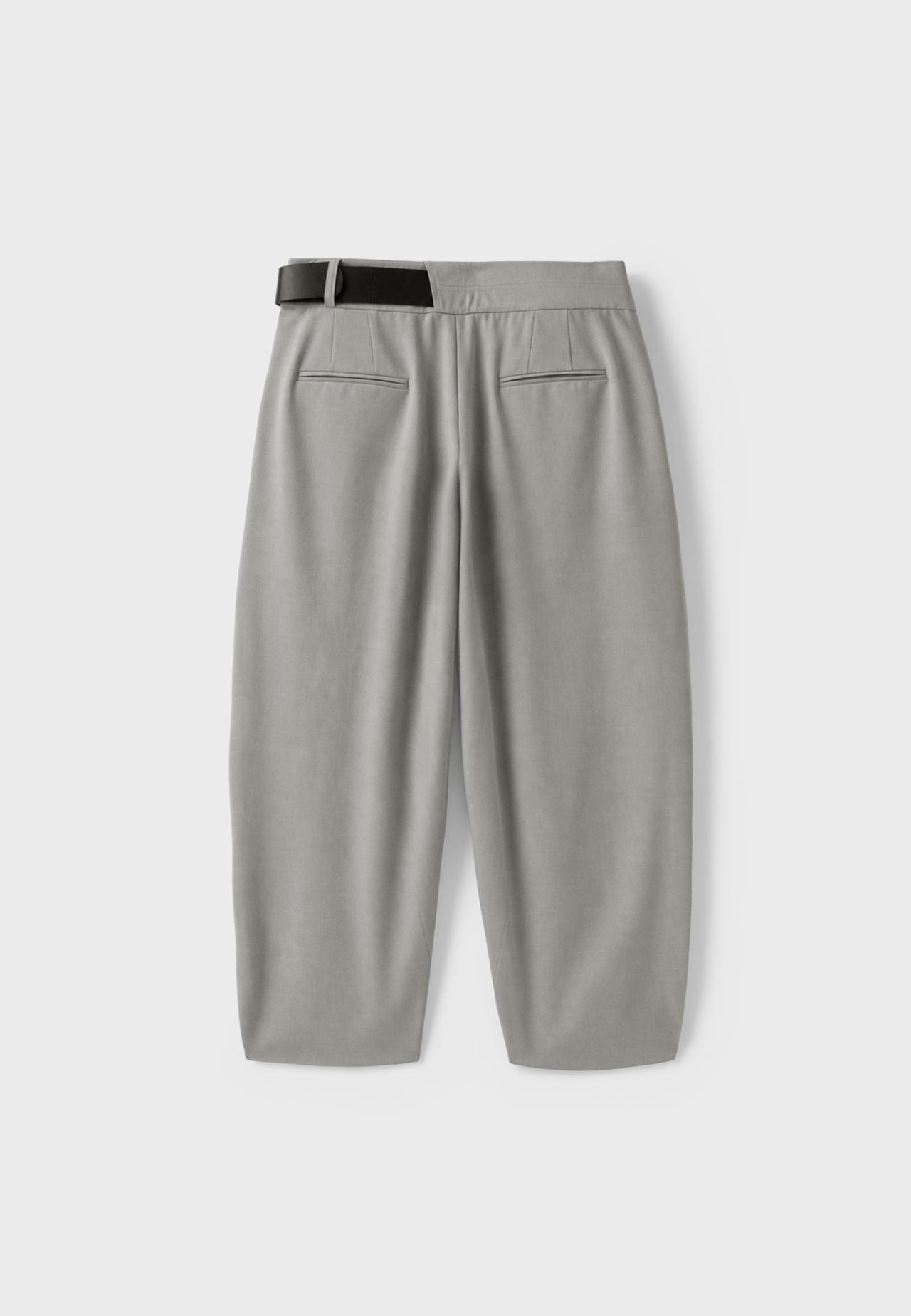 Smart trousers with belt and darts — Grey