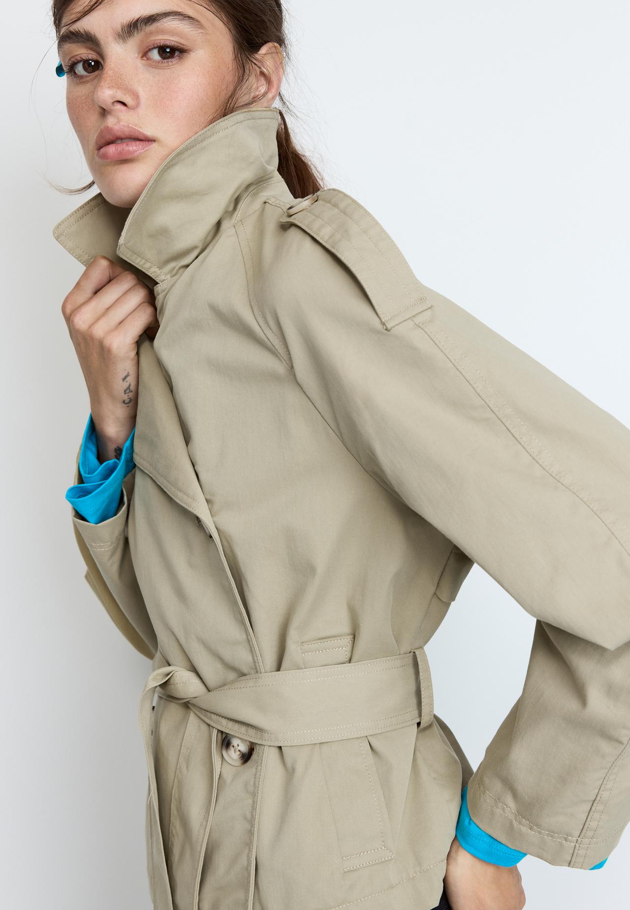 Short trench coat with belt — Stone