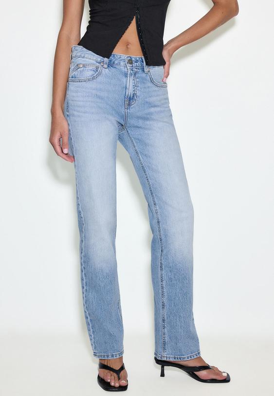 d98 straight fit jean