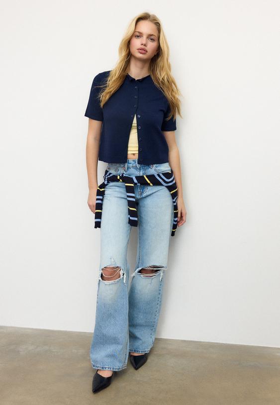 strickjacke-mit-geknopftem-stehkragen