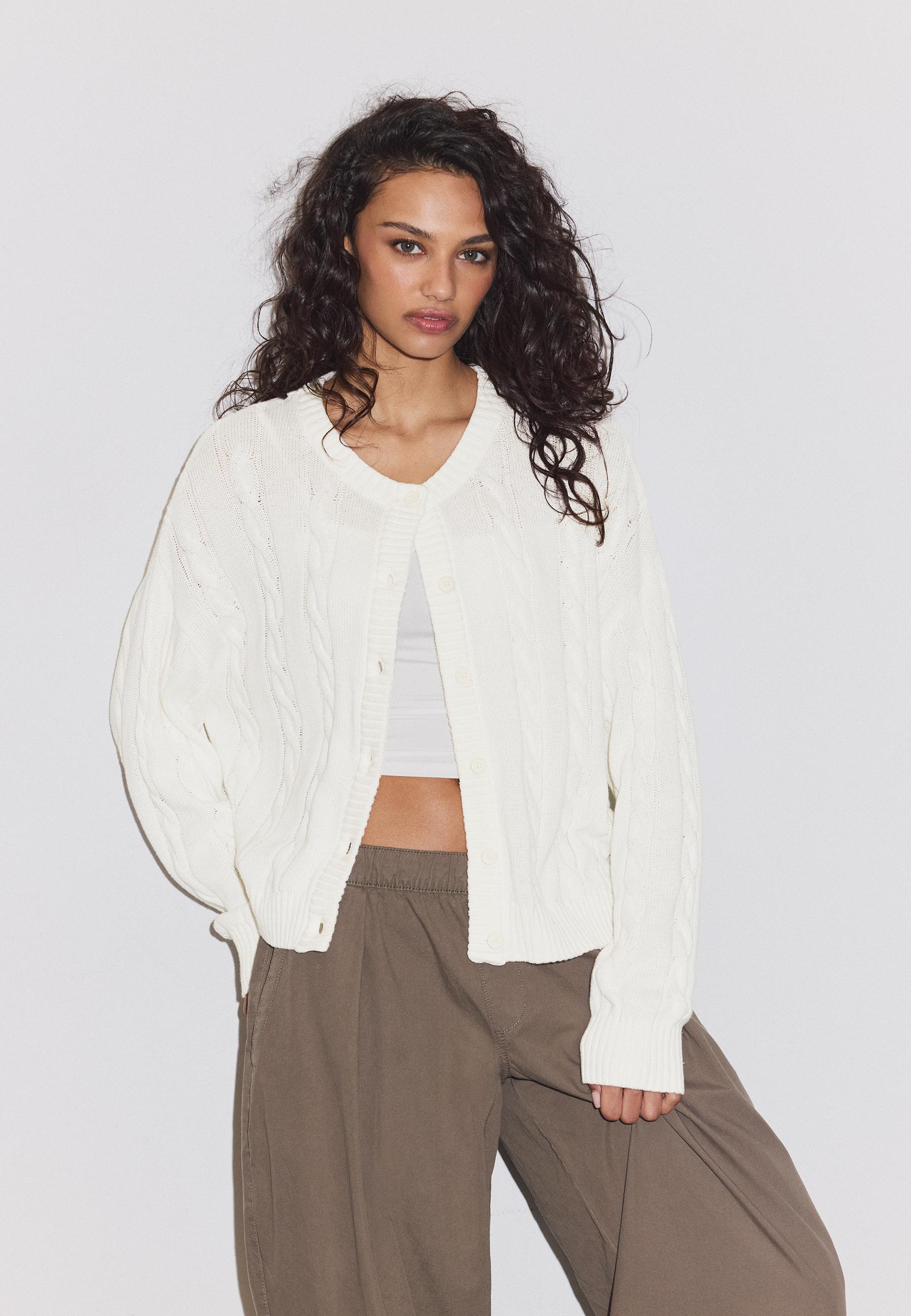 Button-up cable knit cardigan — Ecru
