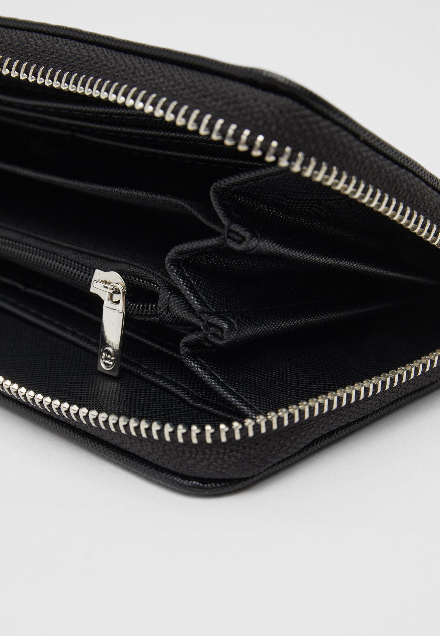 Basic wallet with zip — Black