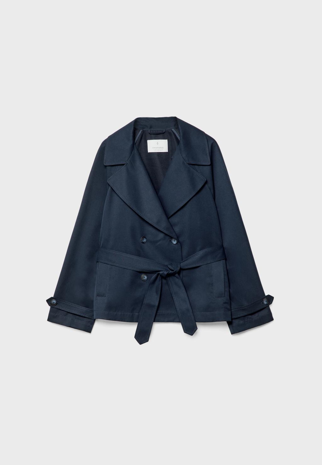 Short flowing trench coat with belt