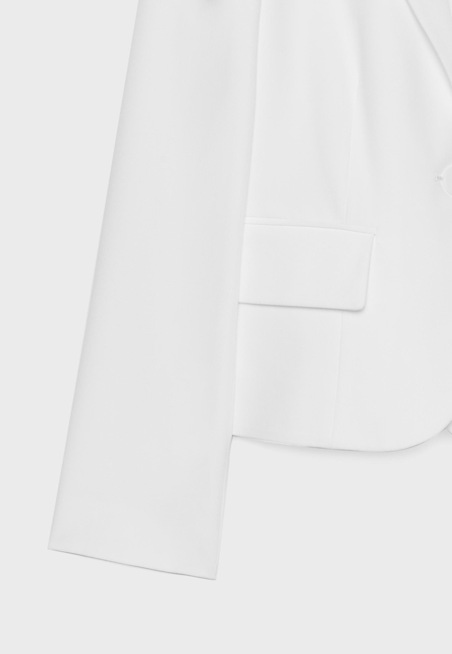 Short blazer — White
